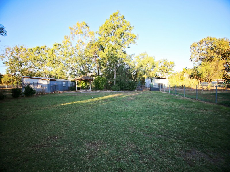 24 Charles Street, Roma QLD 4455