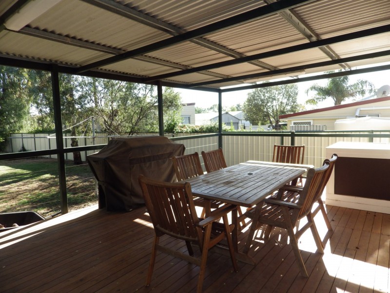 9 May Street, Roma QLD 4455