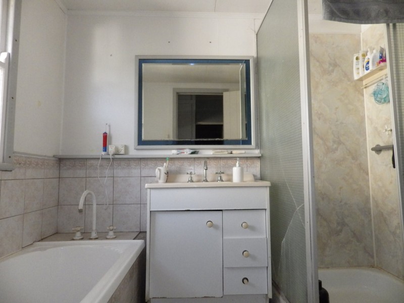 9 May Street, Roma QLD 4455