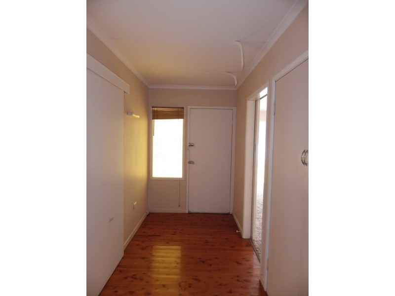 12 Howard Street, Roma QLD 4455