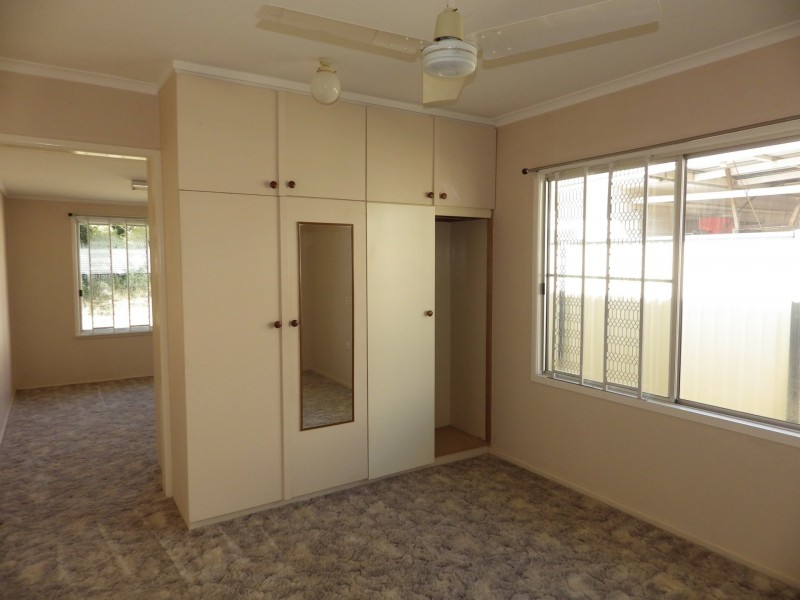 12 Howard Street, Roma QLD 4455