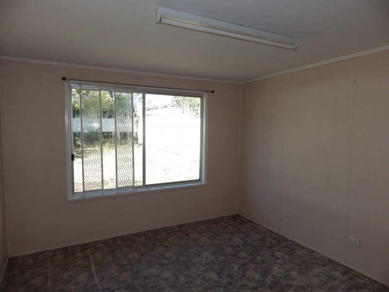 12 Howard Street, Roma QLD 4455