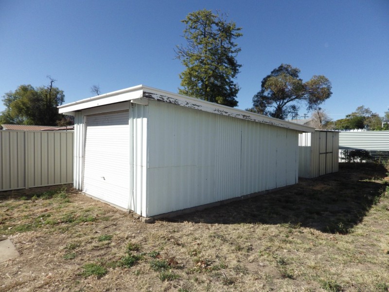 12 Howard Street, Roma QLD 4455