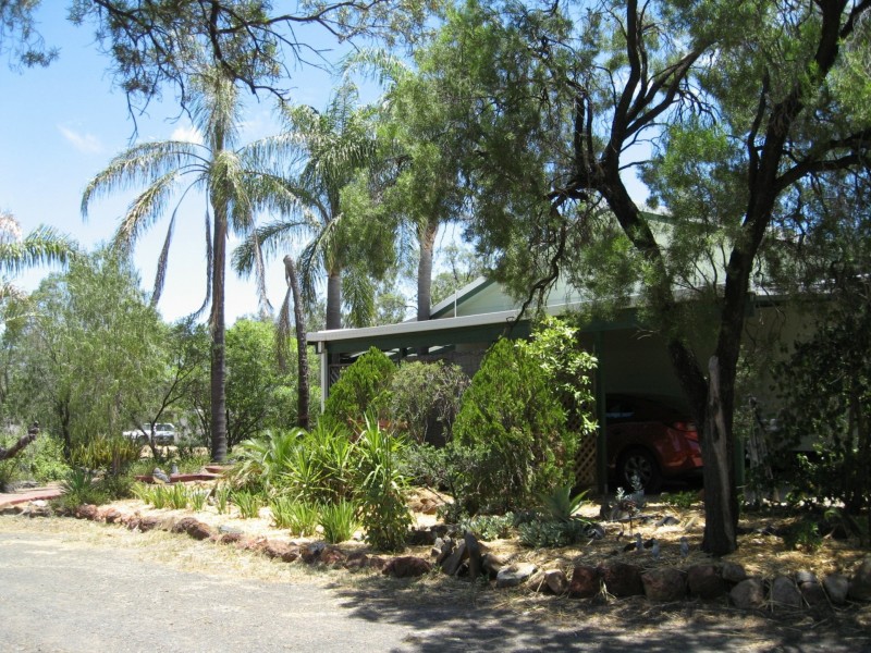 106 Roslyn Drive, Roma QLD 4455