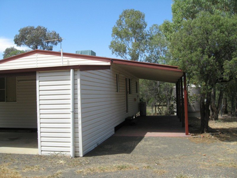 106 Roslyn Drive, Roma QLD 4455