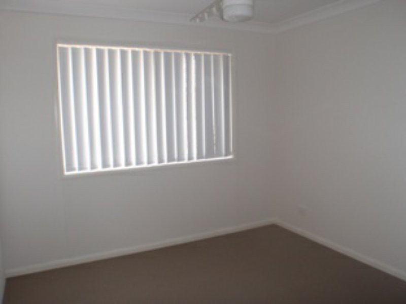 11 Lockyer Crescent, Roma QLD 4455