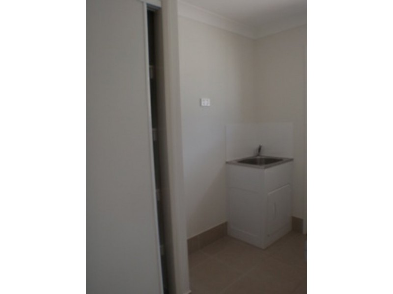 11 Lockyer Crescent, Roma QLD 4455