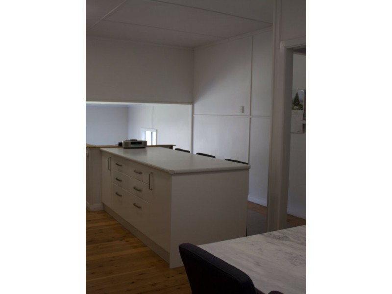 56 Northern Road, Roma QLD 4455