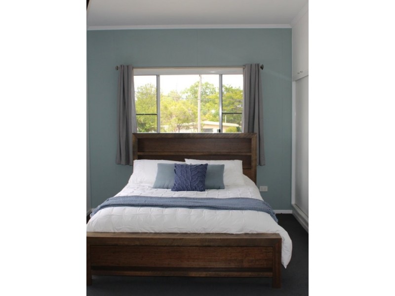 56 Northern Road, Roma QLD 4455