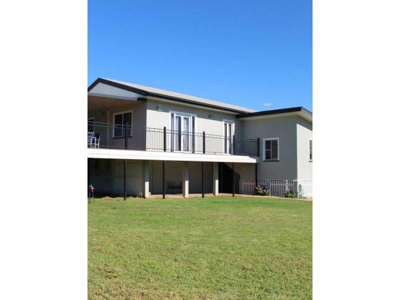56 Northern Road, Roma QLD 4455