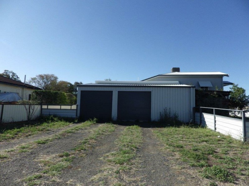 31 Feather Street, Roma QLD 4455