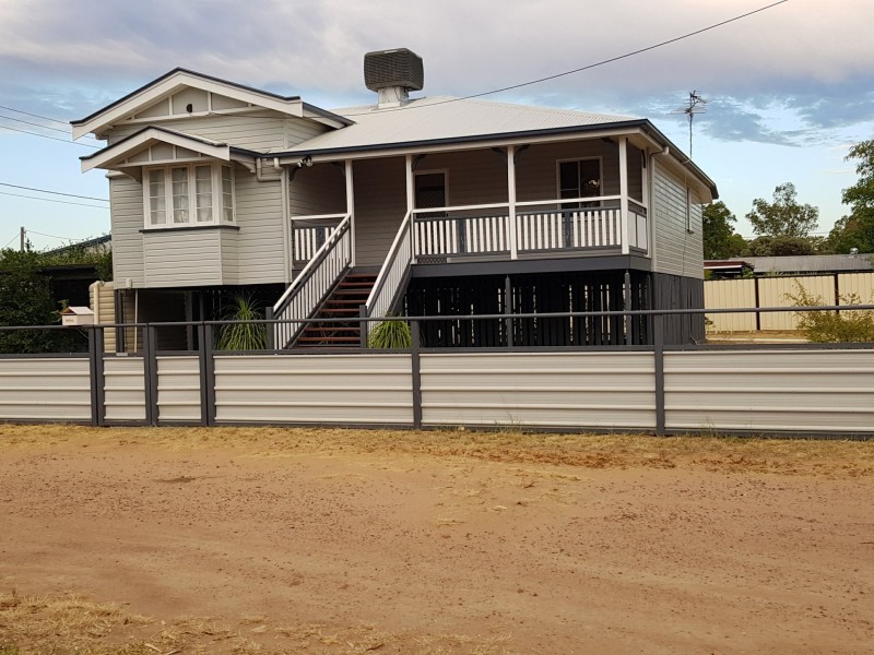 31 Feather Street, Roma QLD 4455