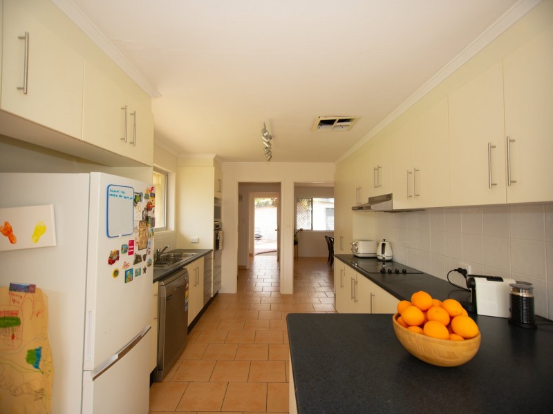 24 Howard Street, Roma QLD 4455