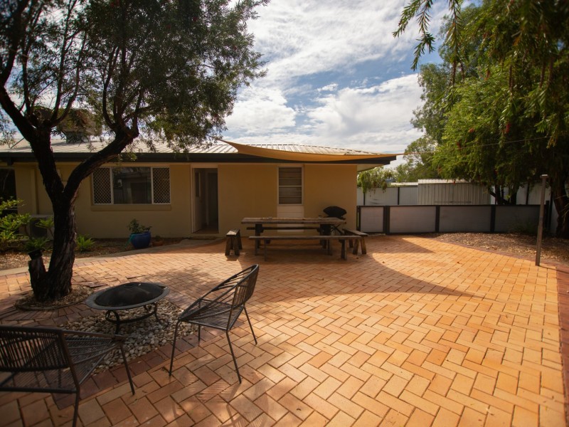 24 Howard Street, Roma QLD 4455