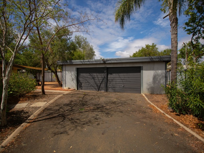 24 Howard Street, Roma QLD 4455