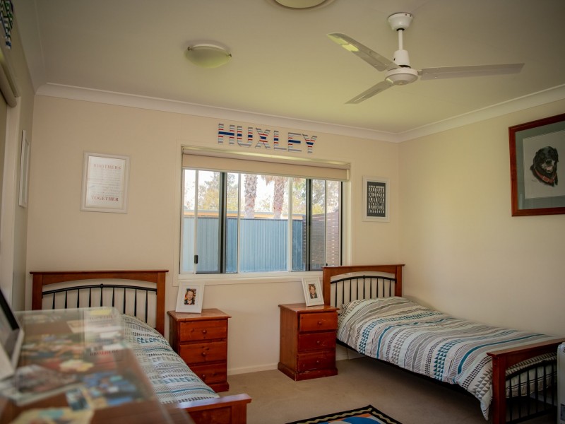 16-18 Wright Street, Roma QLD 4455