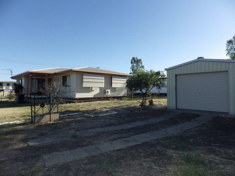 1 Foott Street, Roma QLD 4455
