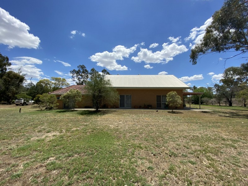138 Edwardes Street, Roma QLD 4455