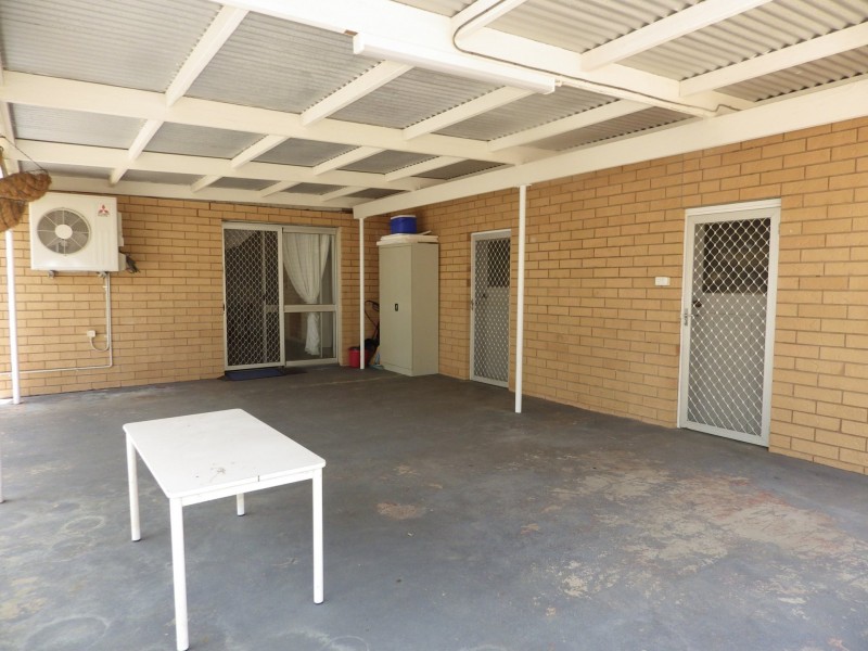 138 Edwardes Street, Roma QLD 4455