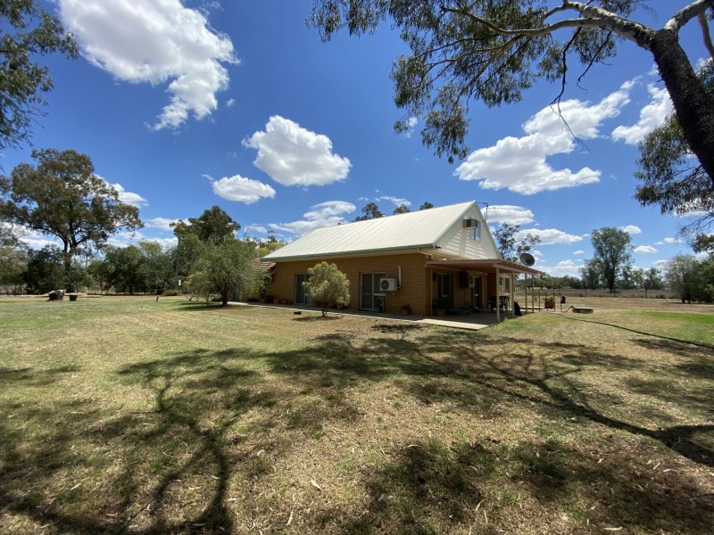 138 Edwardes Street, Roma QLD 4455