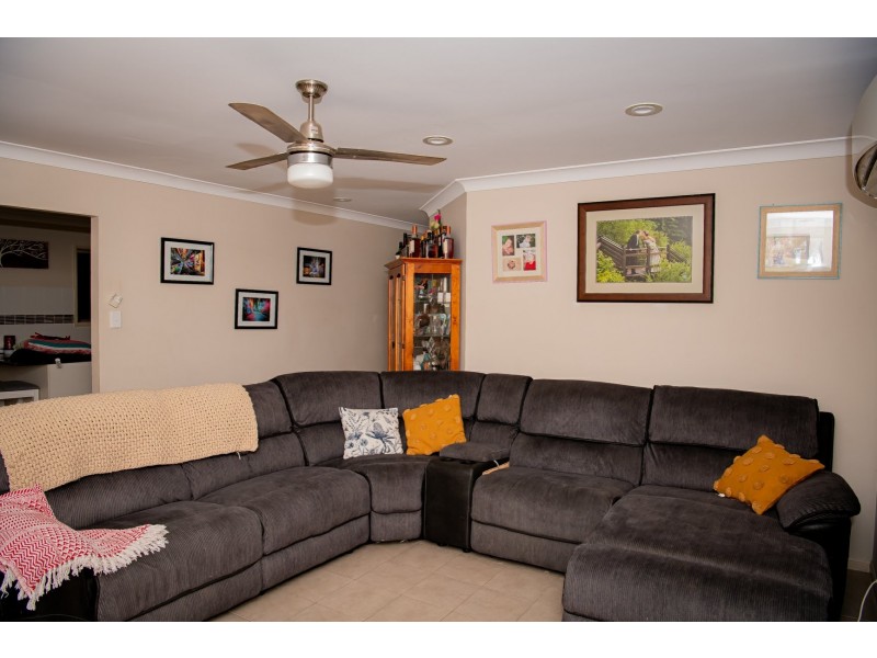 19 Wright Street, Roma QLD 4455