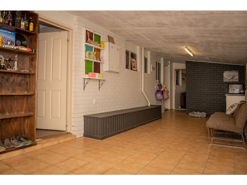 19 Wright Street, Roma QLD 4455