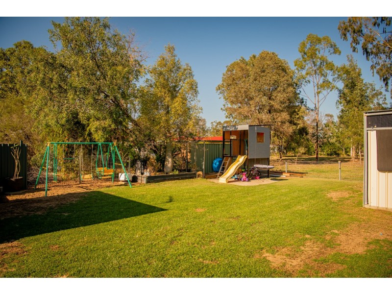 19 Wright Street, Roma QLD 4455