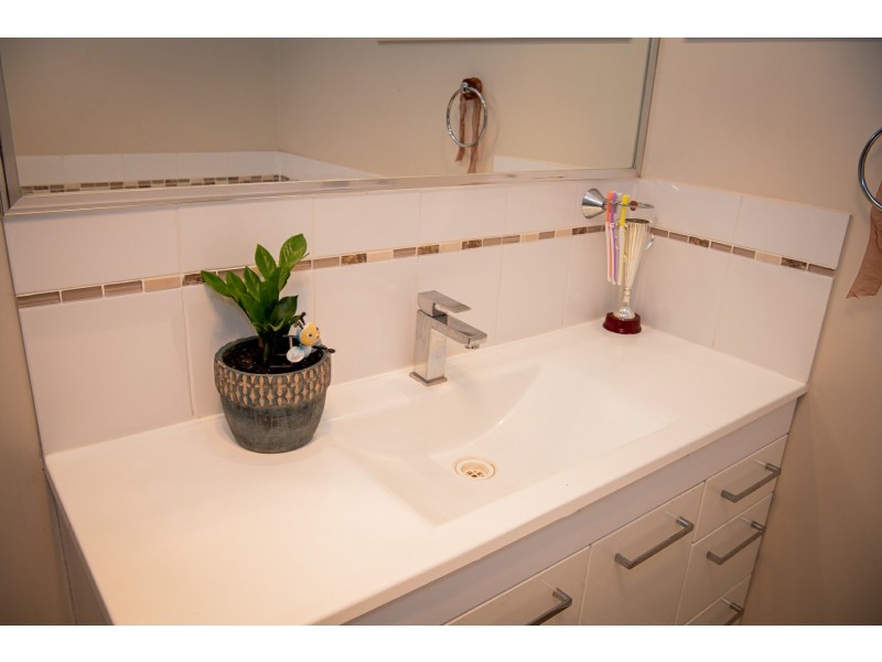 19 Wright Street, Roma QLD 4455