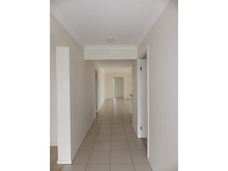 15 Ivy Street, Roma QLD 4455