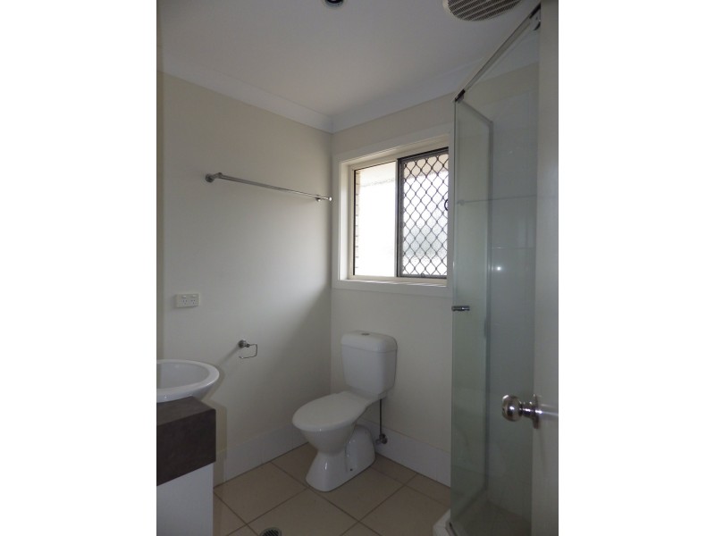 15 Ivy Street, Roma QLD 4455