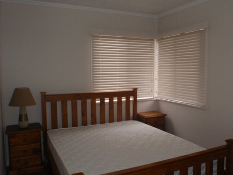 4 Wyndham Street, Roma QLD 4455