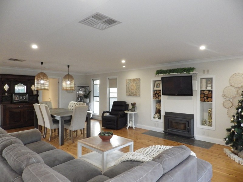 24 Powell Street, Roma QLD 4455