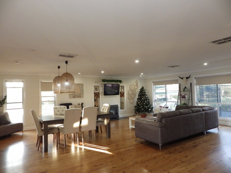 24 Powell Street, Roma QLD 4455