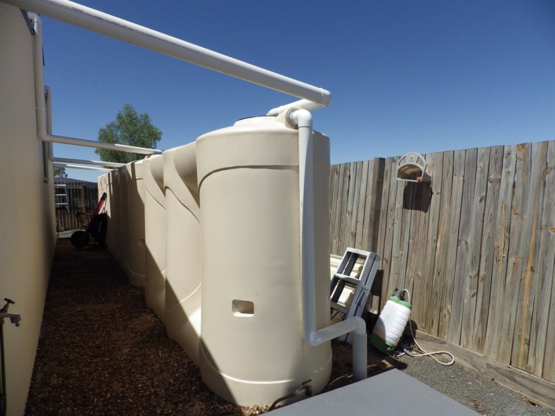 8 Highview Drive, Roma QLD 4455