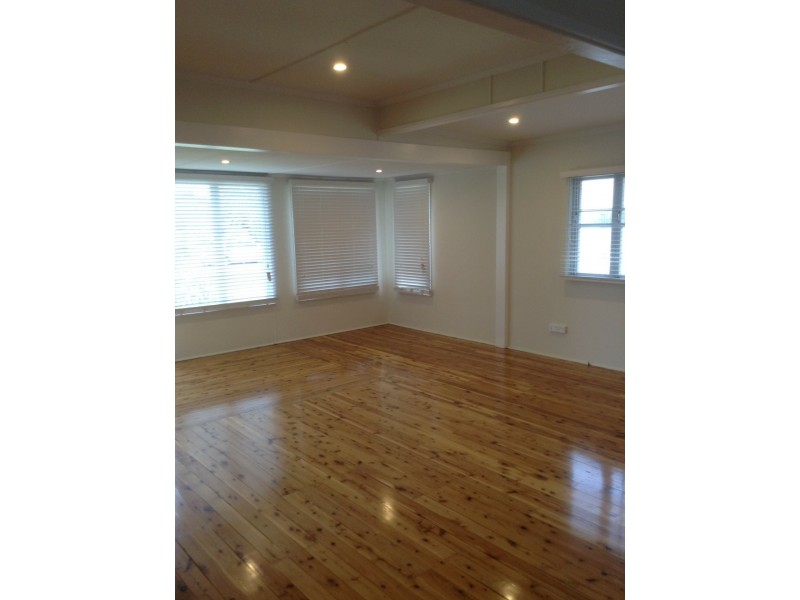 19 McEwan Street, Roma QLD 4455