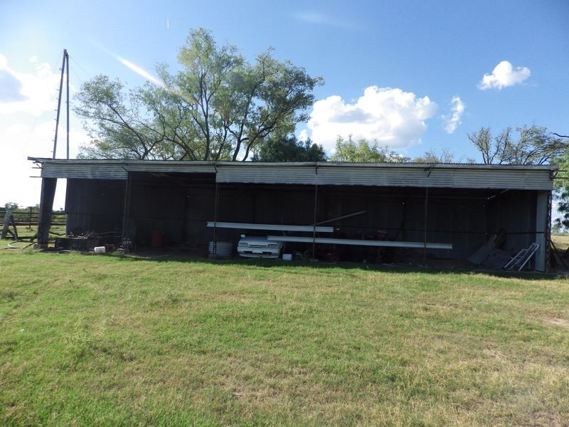 ‘Glen Hill Caranarvon Highway, Injune QLD 4454