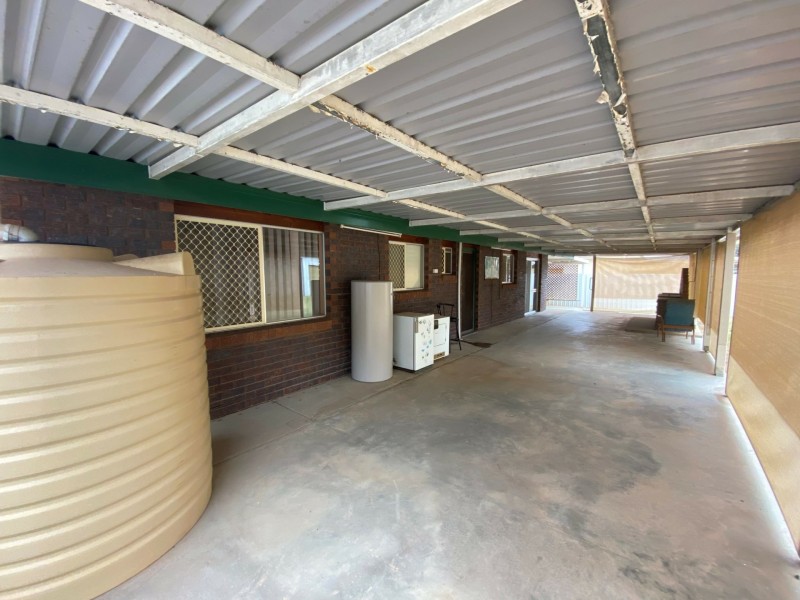 115 Currey Street, Roma QLD 4455