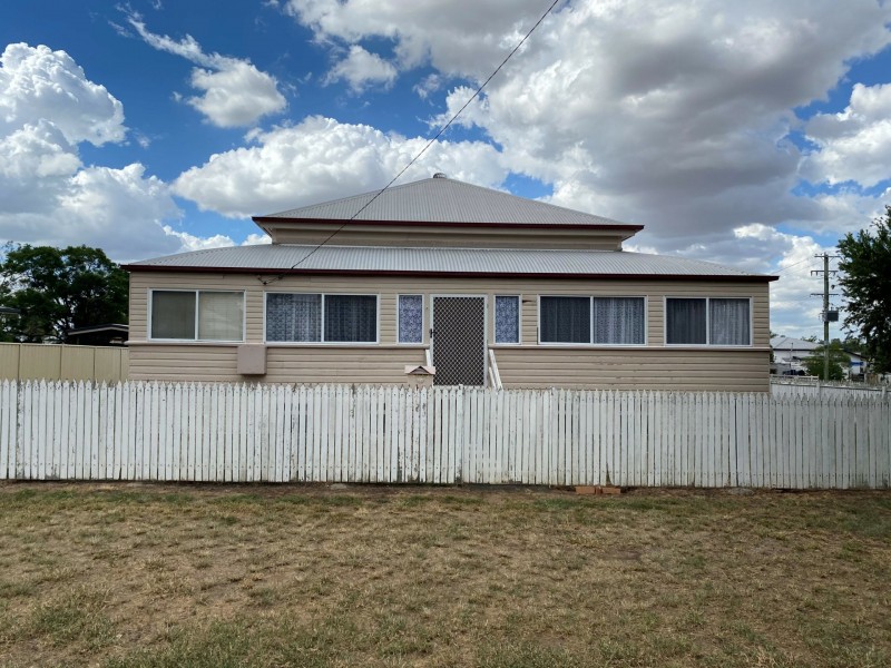 17 Conlan Street, Roma QLD 4455