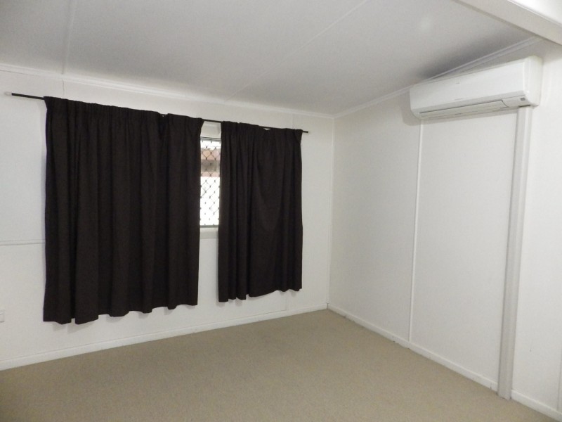 33 George Street, Roma QLD 4455