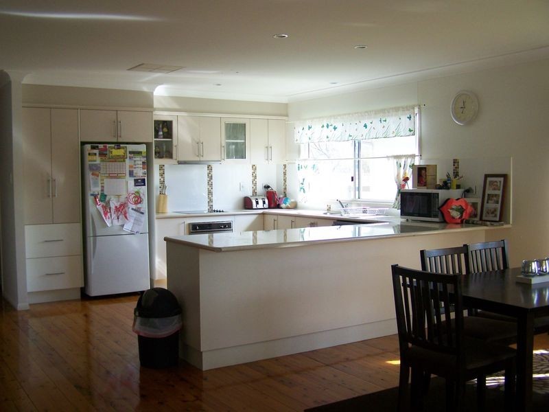 5 EliZABETH STREET, Charleville QLD 4470