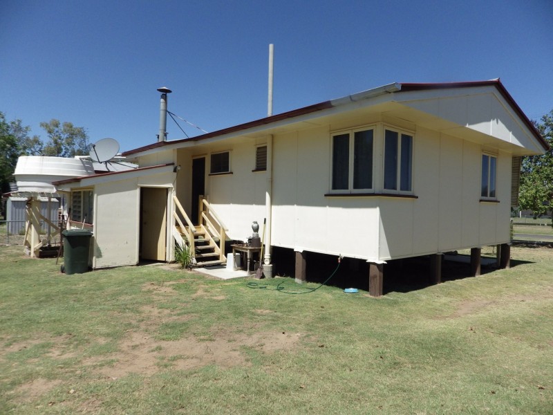 12 Isabella Street, Mitchell QLD 4465