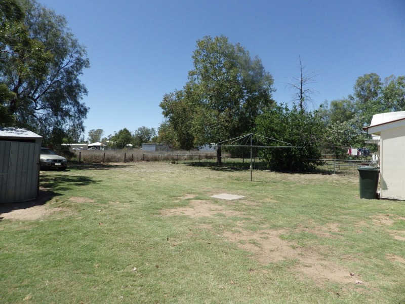 12 Isabella Street, Mitchell QLD 4465