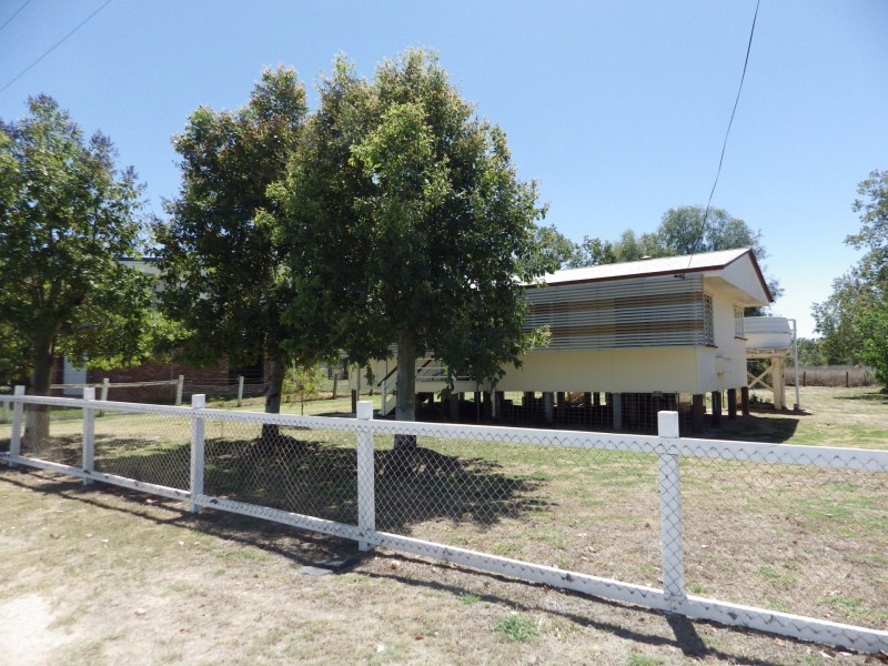 12 Isabella Street, Mitchell QLD 4465