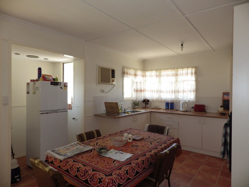 12 Isabella Street, Mitchell QLD 4465