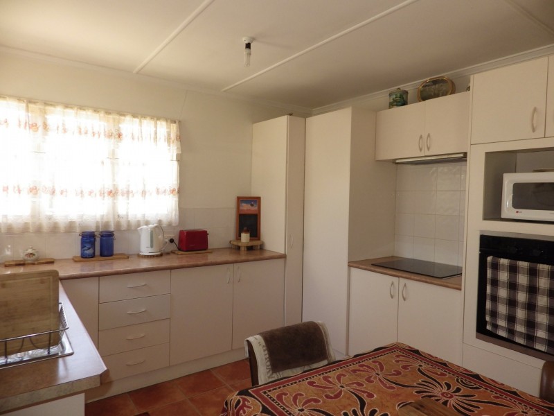 12 Isabella Street, Mitchell QLD 4465