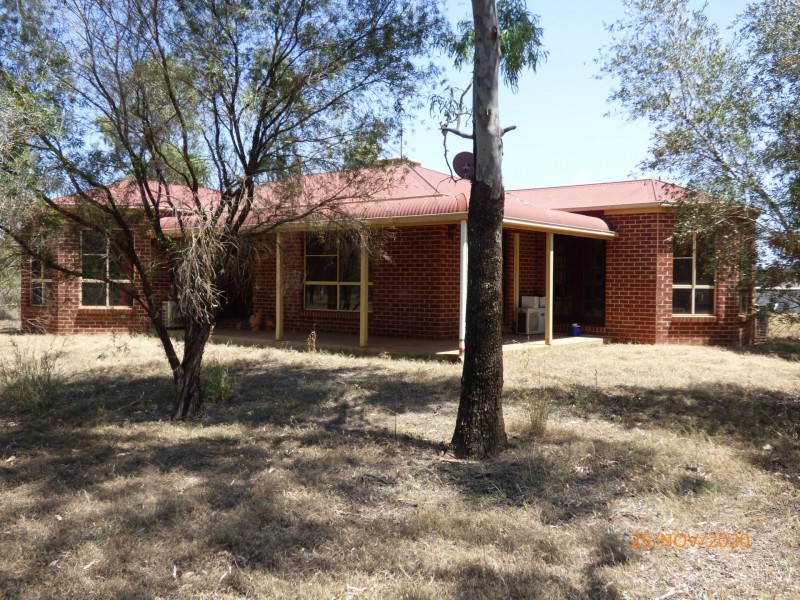 1605 & 126 Burra Burri Creek Road, Chinchilla QLD 4413