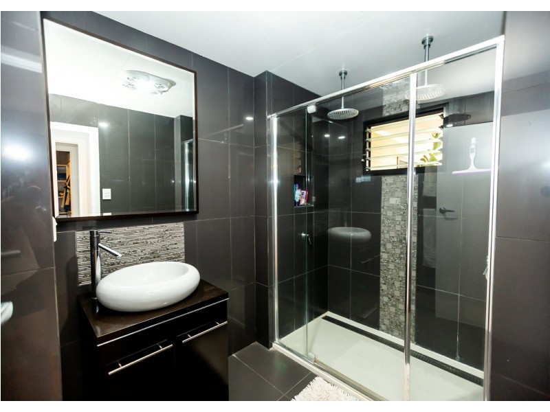 1 Elmer Street, Roma QLD 4455