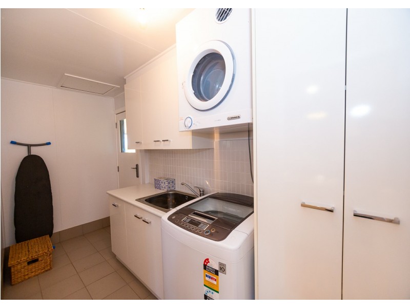 1 Elmer Street, Roma QLD 4455