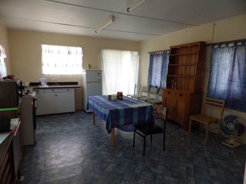 30 Coronation Street, Injune QLD 4454