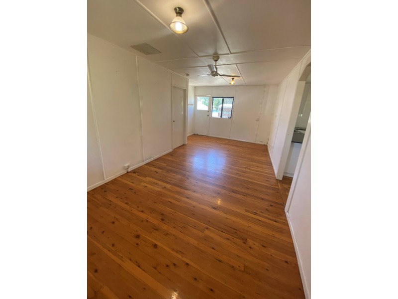 4 Eva Street, Roma QLD 4455